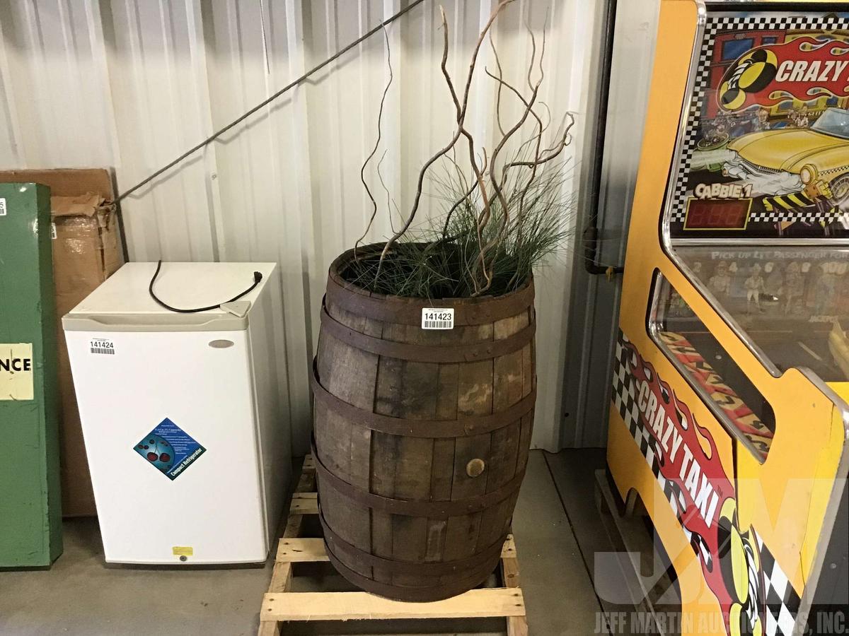 ANTIQUE WINE BARREL WITH DECOR