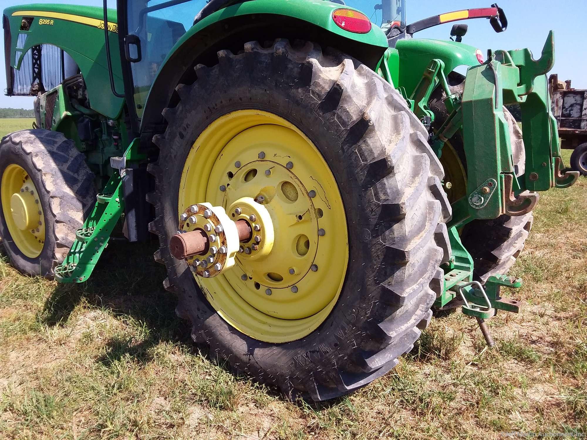 2014 JOHN DEERE 8295R SN: RW8295R007165