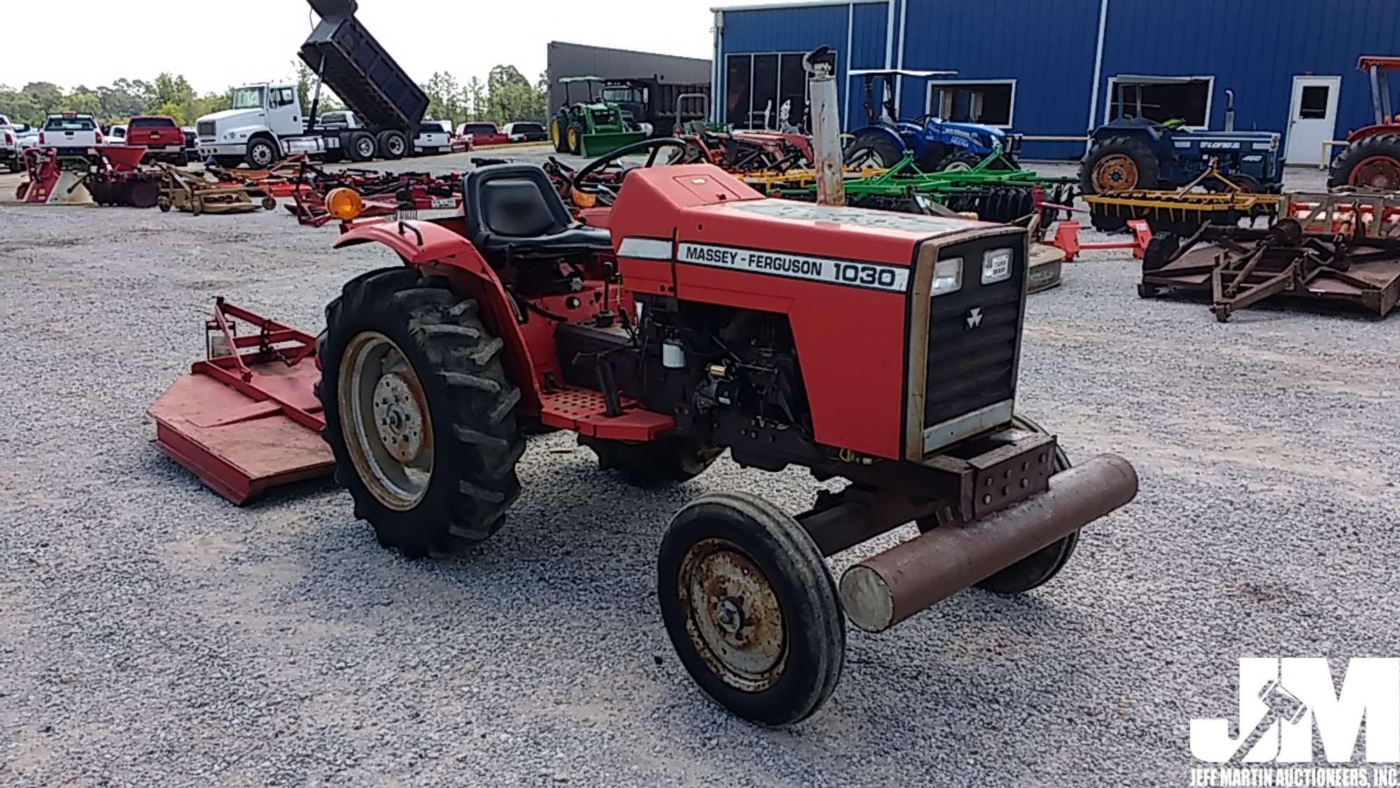 MASSEY FERGUSON 1030 SN: 03365