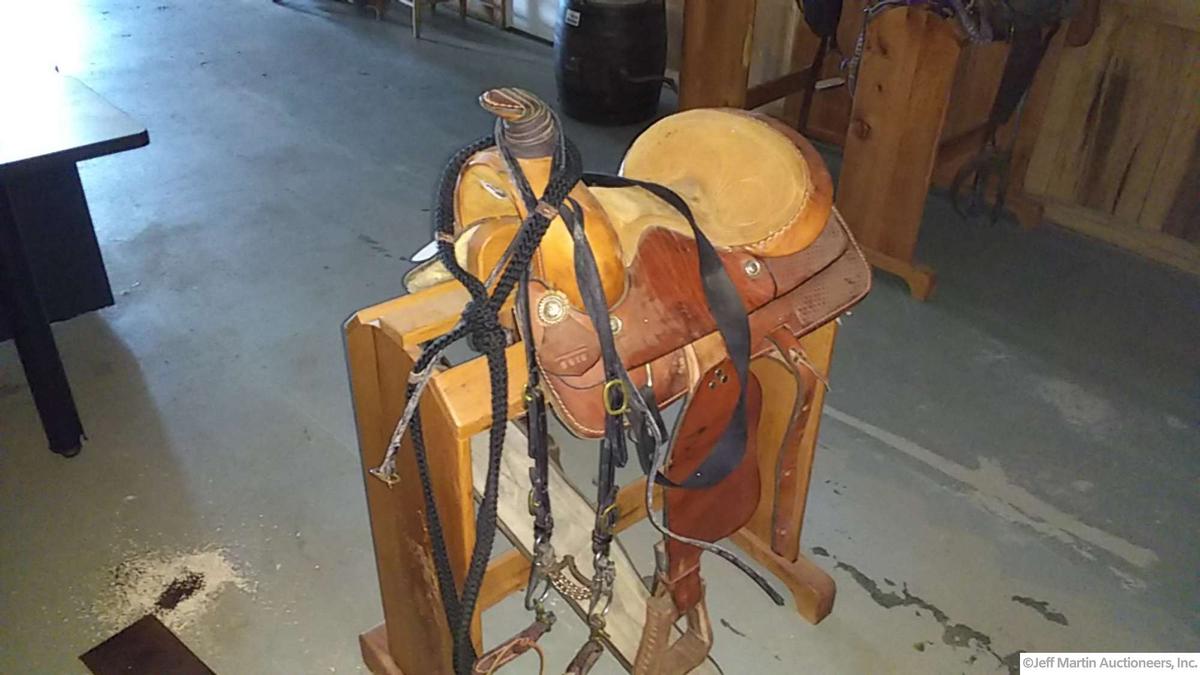 LEATHER SADDLE W/ SADDLE RACK