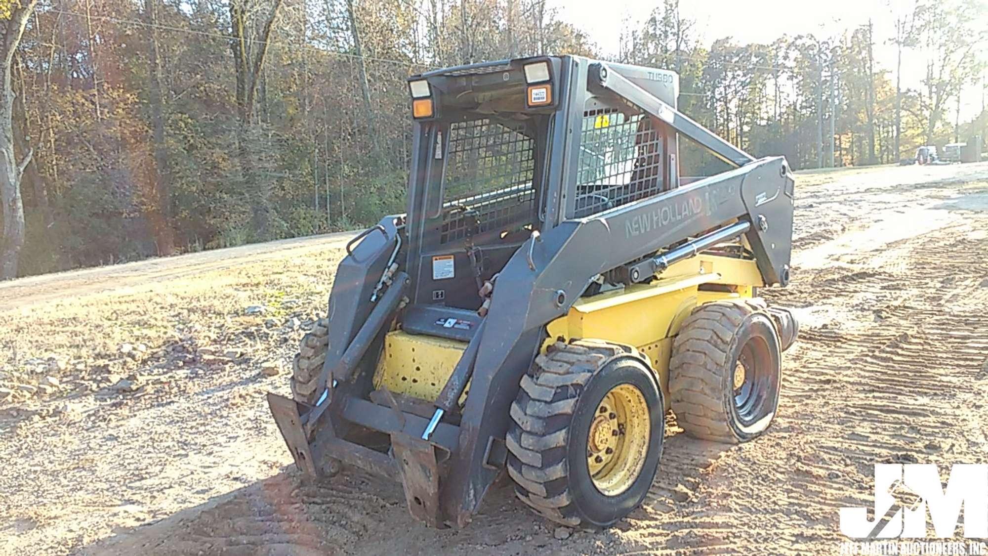 2004 NEW HOLLAND LS180 SN: LMU022966