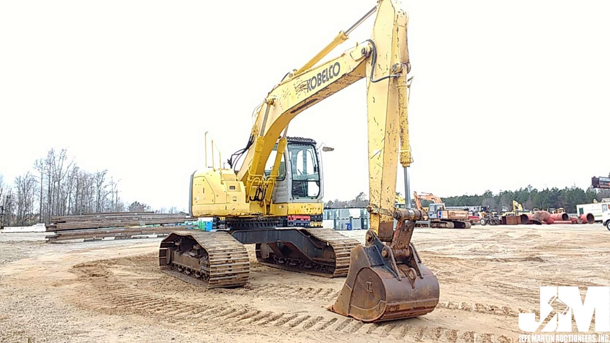 2006 KOBELCO SK235SR-1E SN: YF0401533