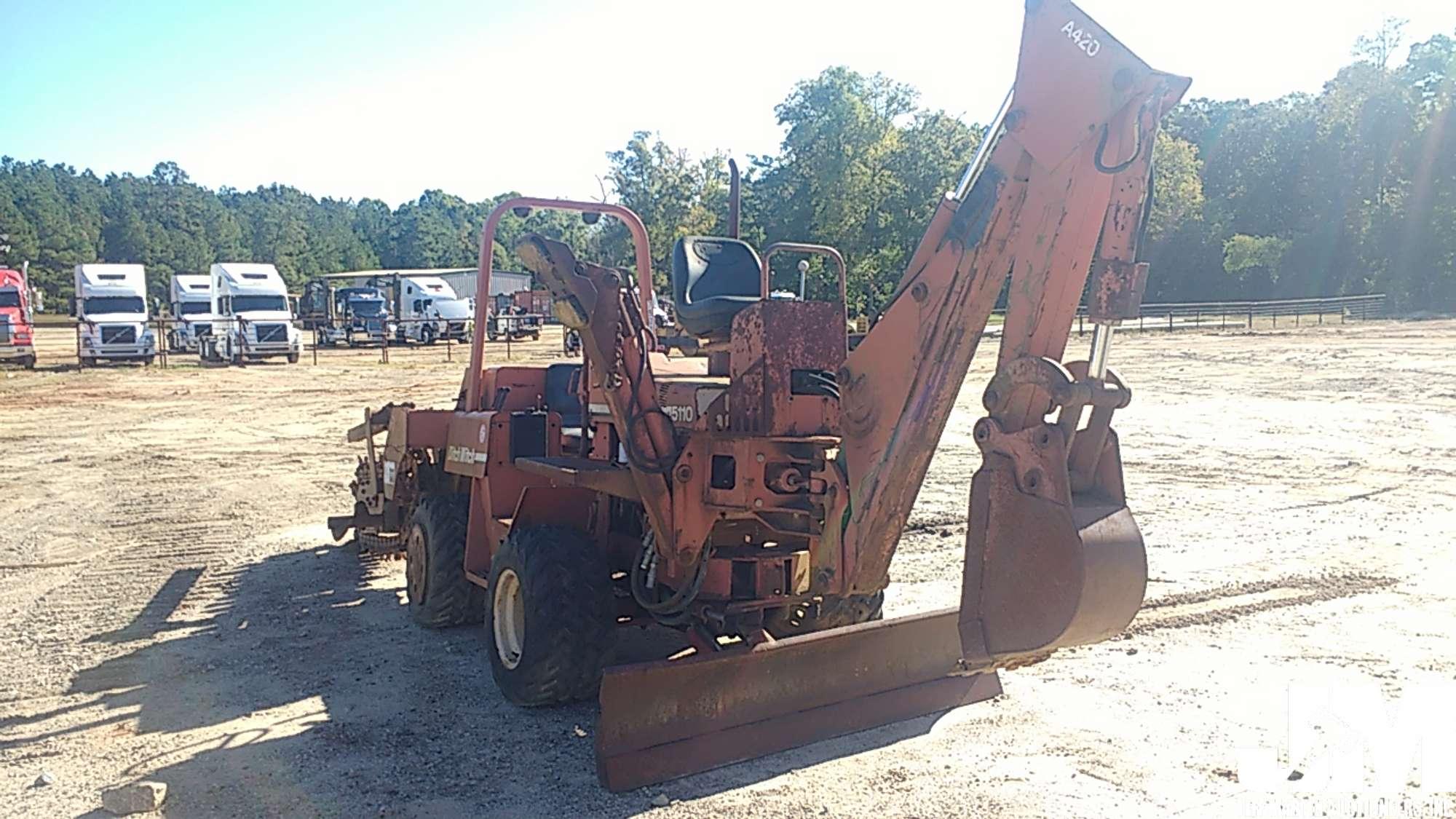 DITCH WITCH 5110 SN: 5L0098