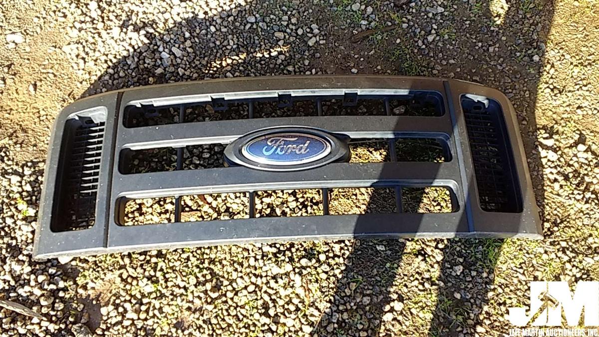 GRILL, TO FIT FORD SUPERDUTY