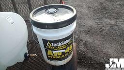 5 GAL BUCKET OF TECH SELECT AW46 HYDRAULIC OIL