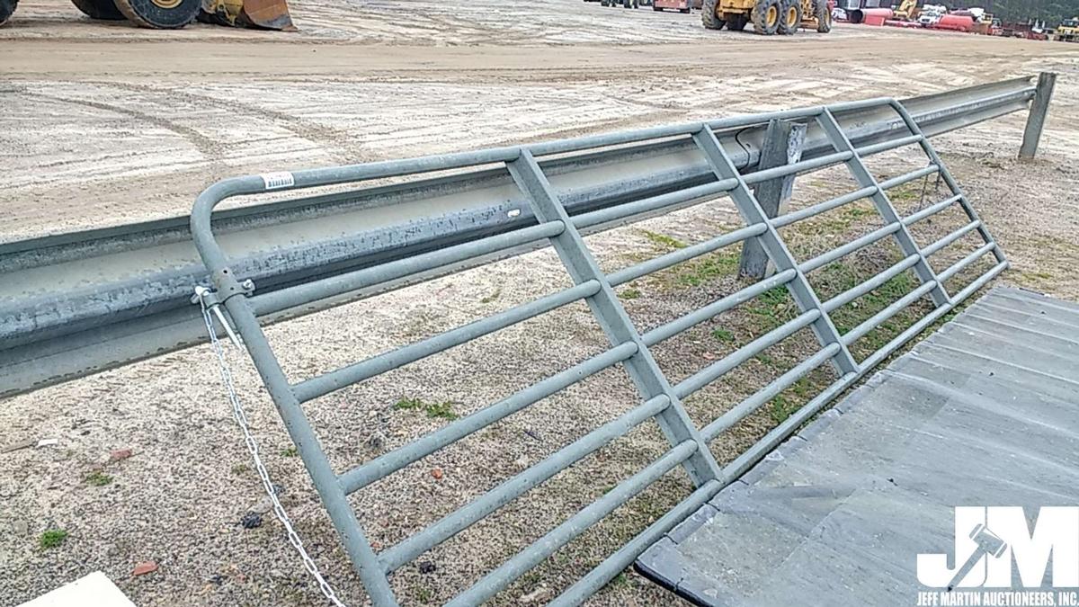 15' 9" METAL GATE