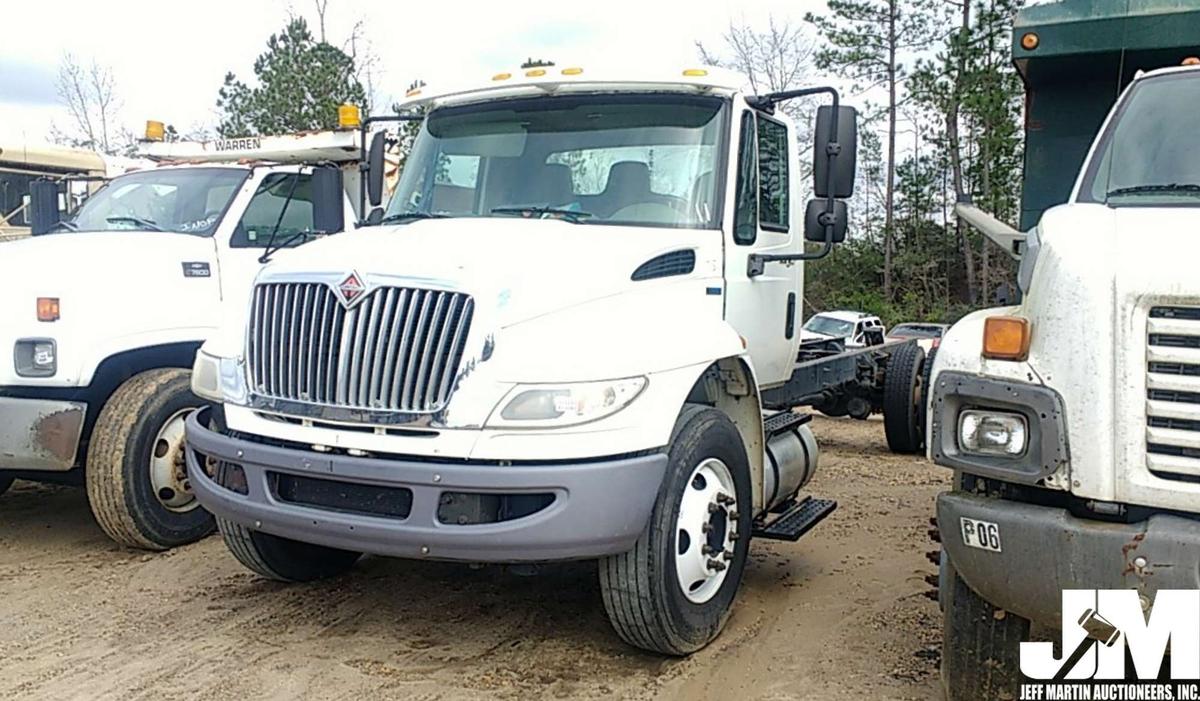 2011 INTERNATIONAL 4300 DURASTAR VIN: 1HTMMAAL0BH360672 S/A CAB & CHASSIS