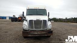 2014 FREIGHTLINER CASCADIA VIN: 3AKJGLD63ESFS5379 T/A SLEEPER TRUCK TRACTOR