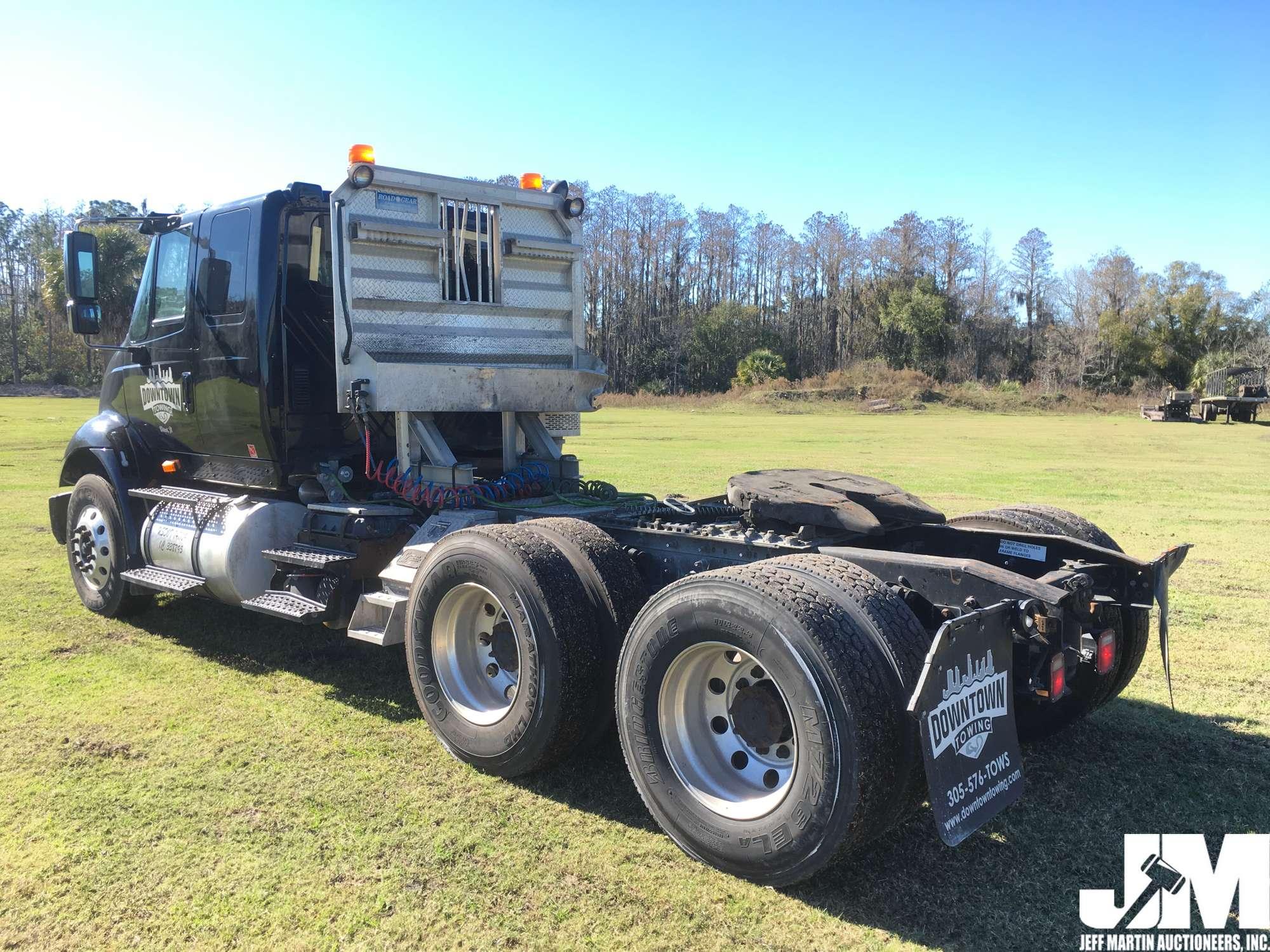 2010 INTERNATIONAL 8600 SBA VIN: 1HSHXAHR7AJ177221