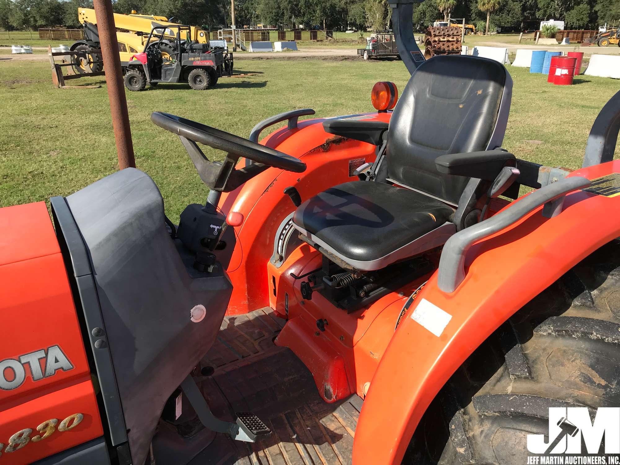 2006 KUBOTA L3830D SN: 41196