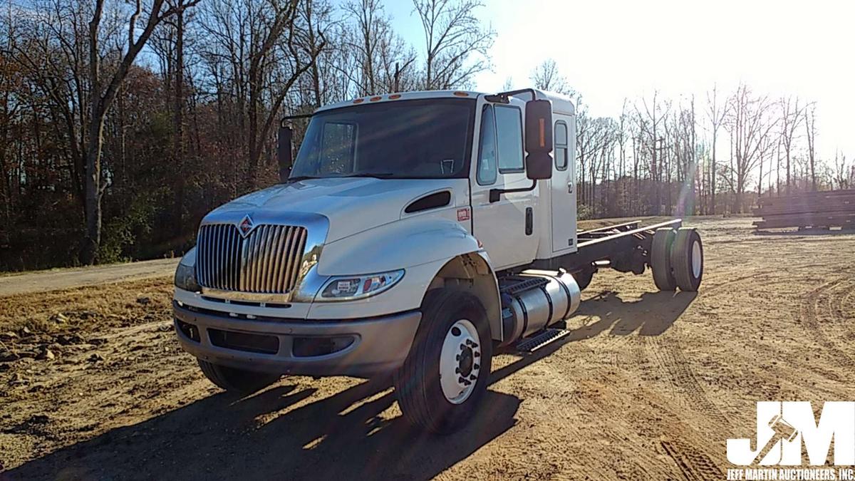 2017 INTERNATIONAL 4400 VIN: 1HTMKSTN3HH476080 S/A CAB & CHASSIS