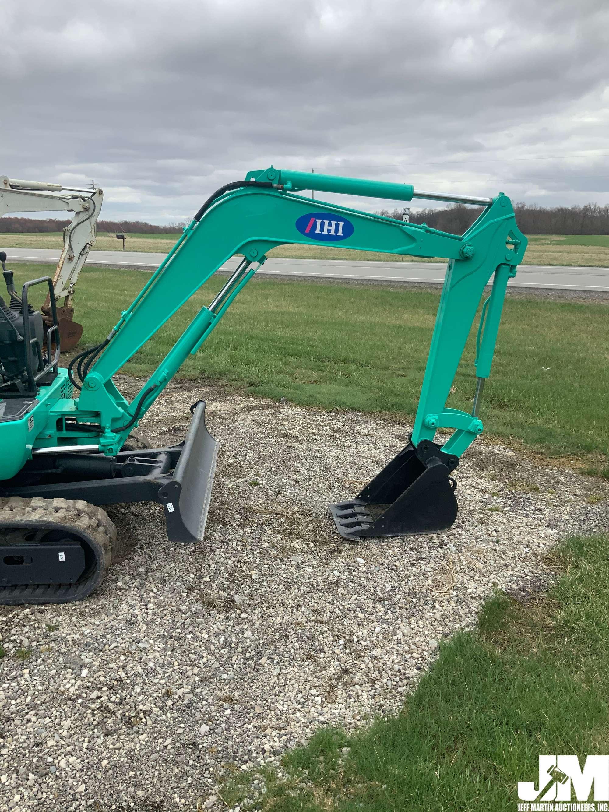 1998 IHI 30JX MINI EXCAVATOR SN: BK001210