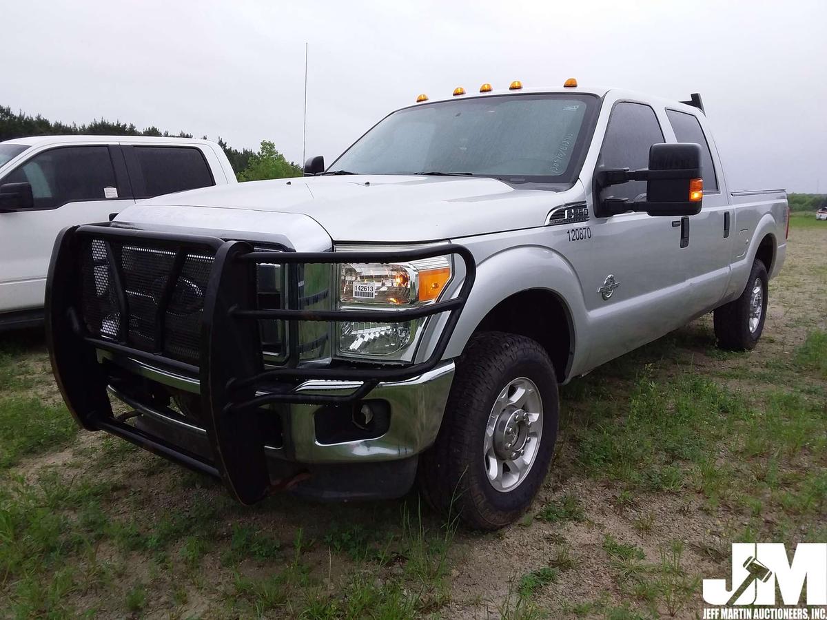 2013 FORD F-250XLT SD CREW CAB 4X4 3/4 TON PICKUP VIN: 1FT7W2BT6DEB12715