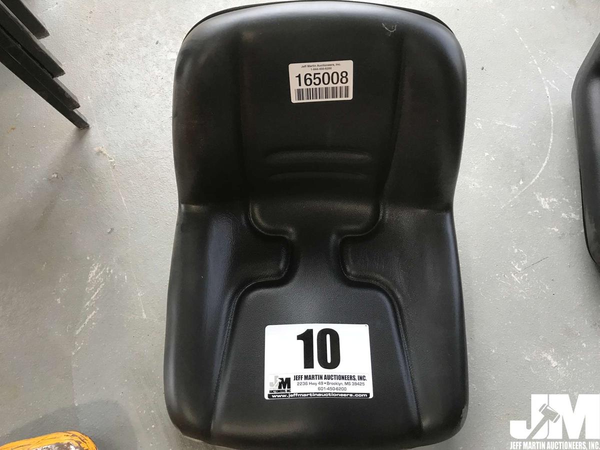 (UNUSED) TRACTOR/LAWN MOWER REPLACEMENT SEAT