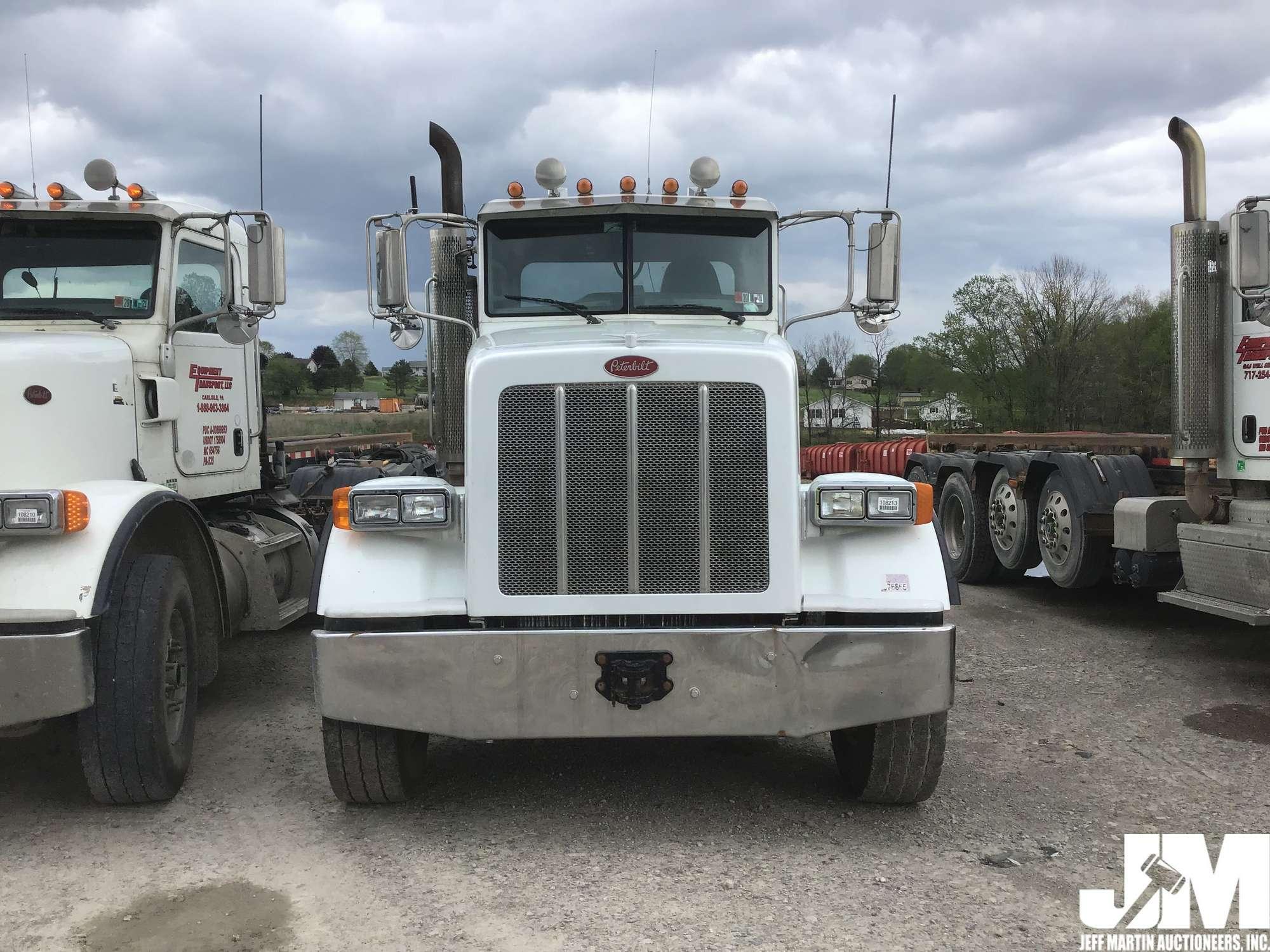 2013 PETERBILT 367 VIN: 1NPTL40X2DD175897 TRI ROLL OFF TRUCK