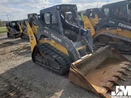 2018 DEERE 317G MULTI TERRAIN LOADER SN: 1T0317GJHHJ322670