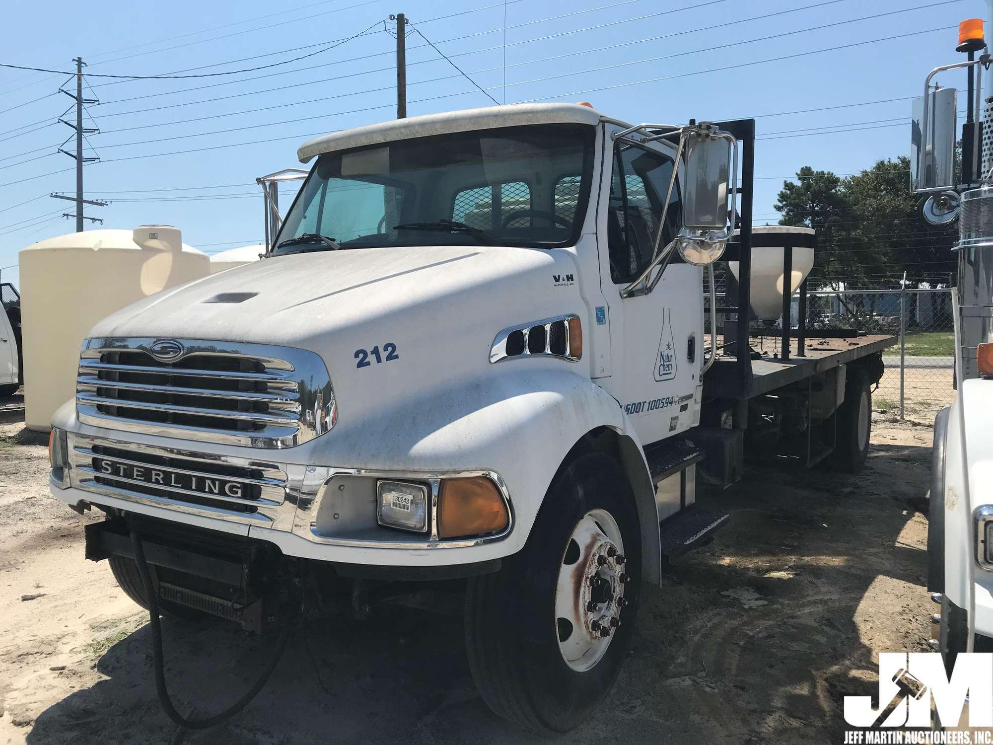 2005 STERLING T93 S/A FLATBED