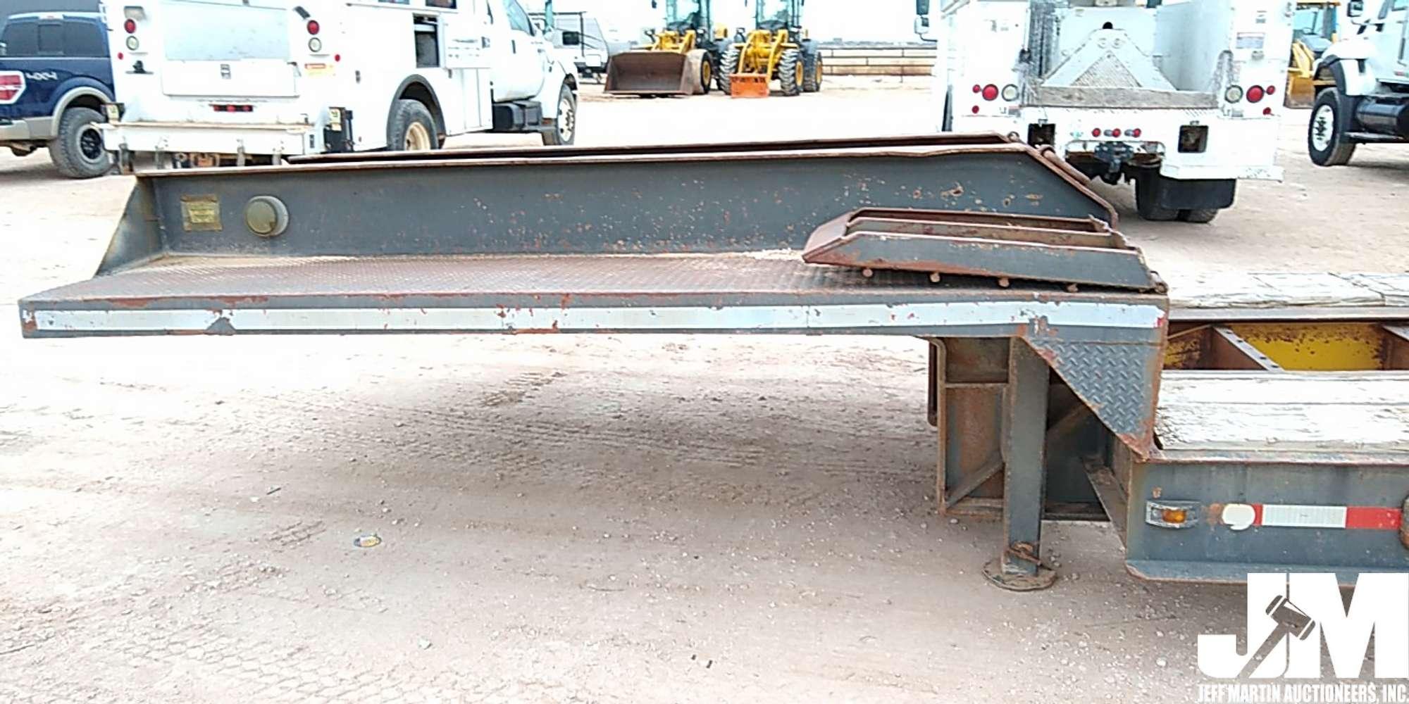 FIXED NECK LOWBOY TRAILER