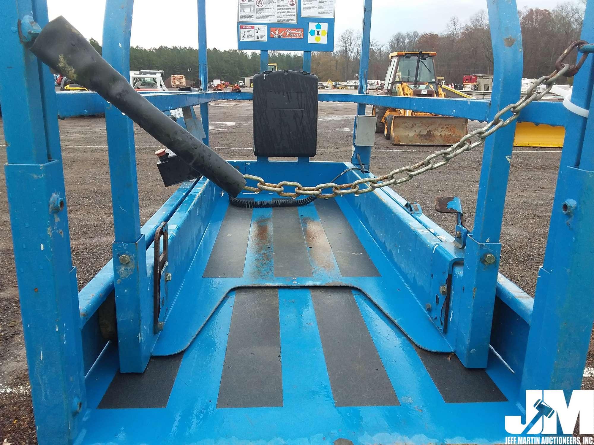 2013 GENIE GS-1930 SCISSOR LIFT SN: GS3013A-118298