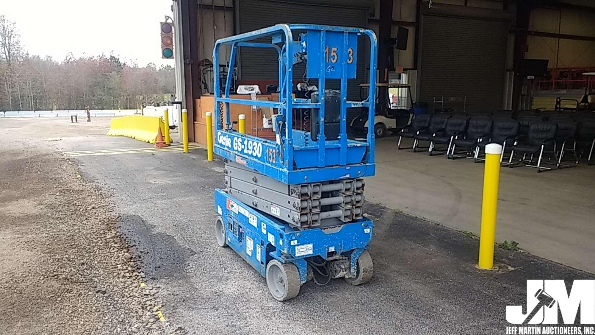 2013 GENIE GS-1930 SCISSOR LIFT SN: GS3013A-118292