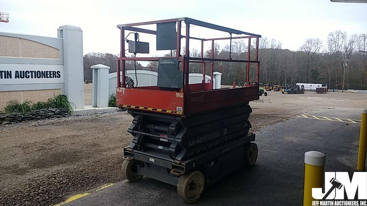 2012 SKYJACK SJ 4632 SCISSOR LIFT SN: 70012857