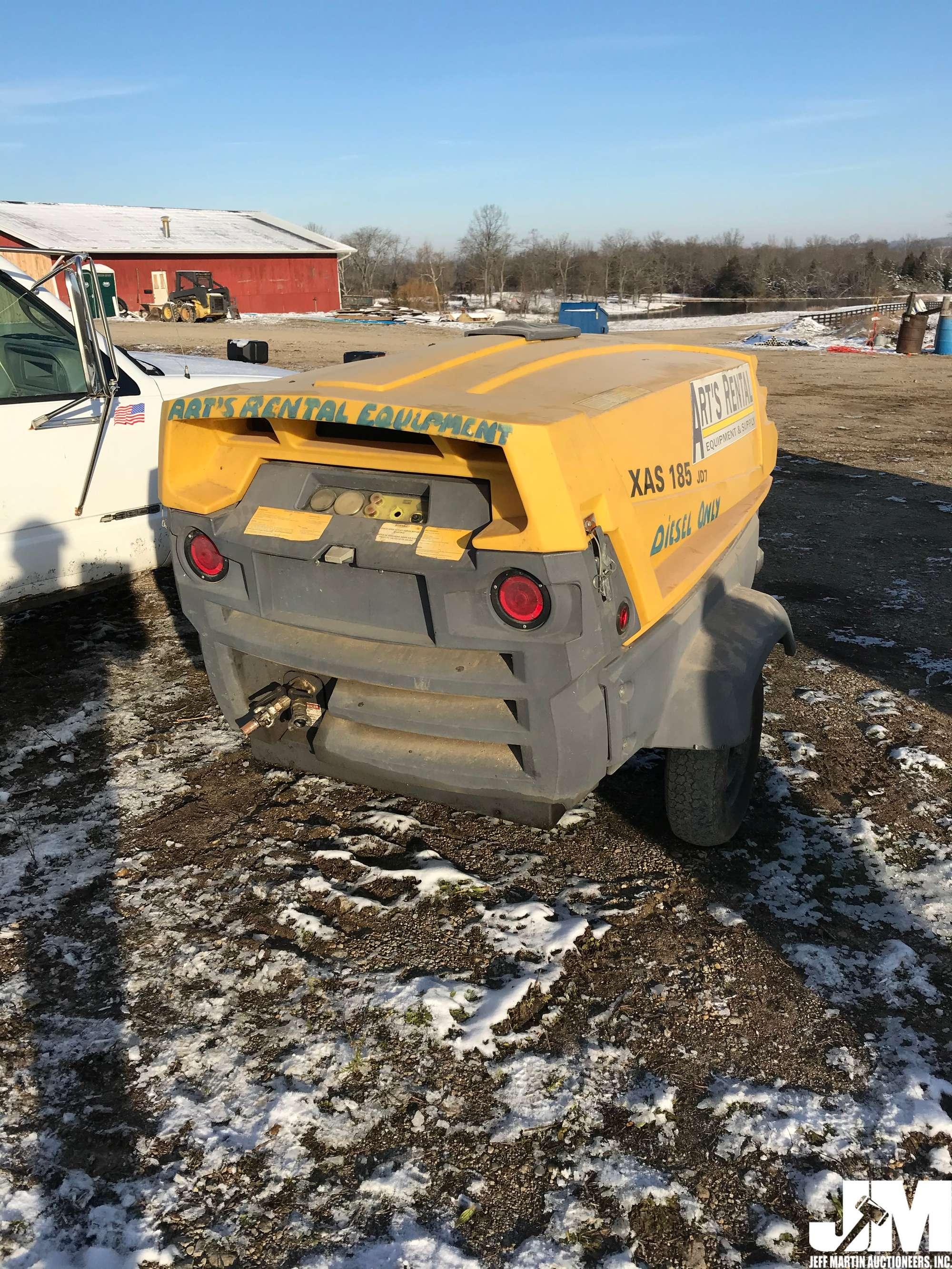 ATLAS COPCO JD XAS 185 JD7 PORTABLE AIR COMPRESSOR SN: PE4024R131704