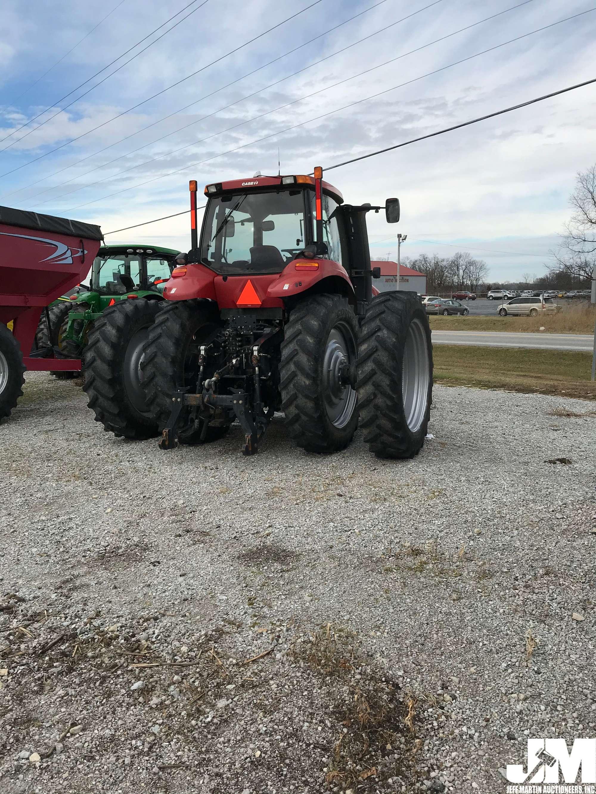 2011 CASE MAGNUM 315 TRACTOR SN: ZBRD01971