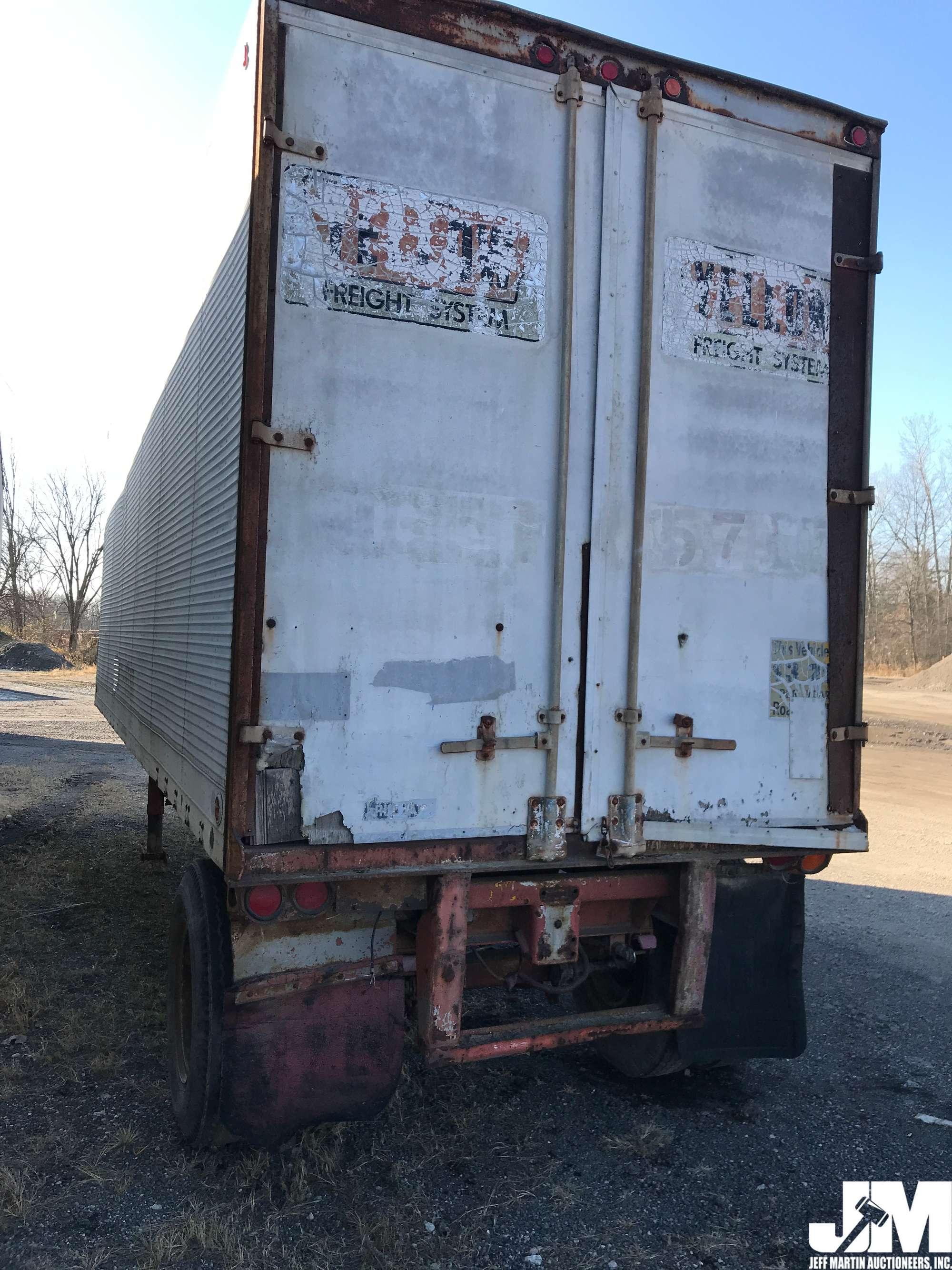 1969 FRUEHAUF FBB9-W1-27 VAN TRAILER