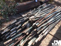 QTY OF MISC METAL FENCE POSTS
