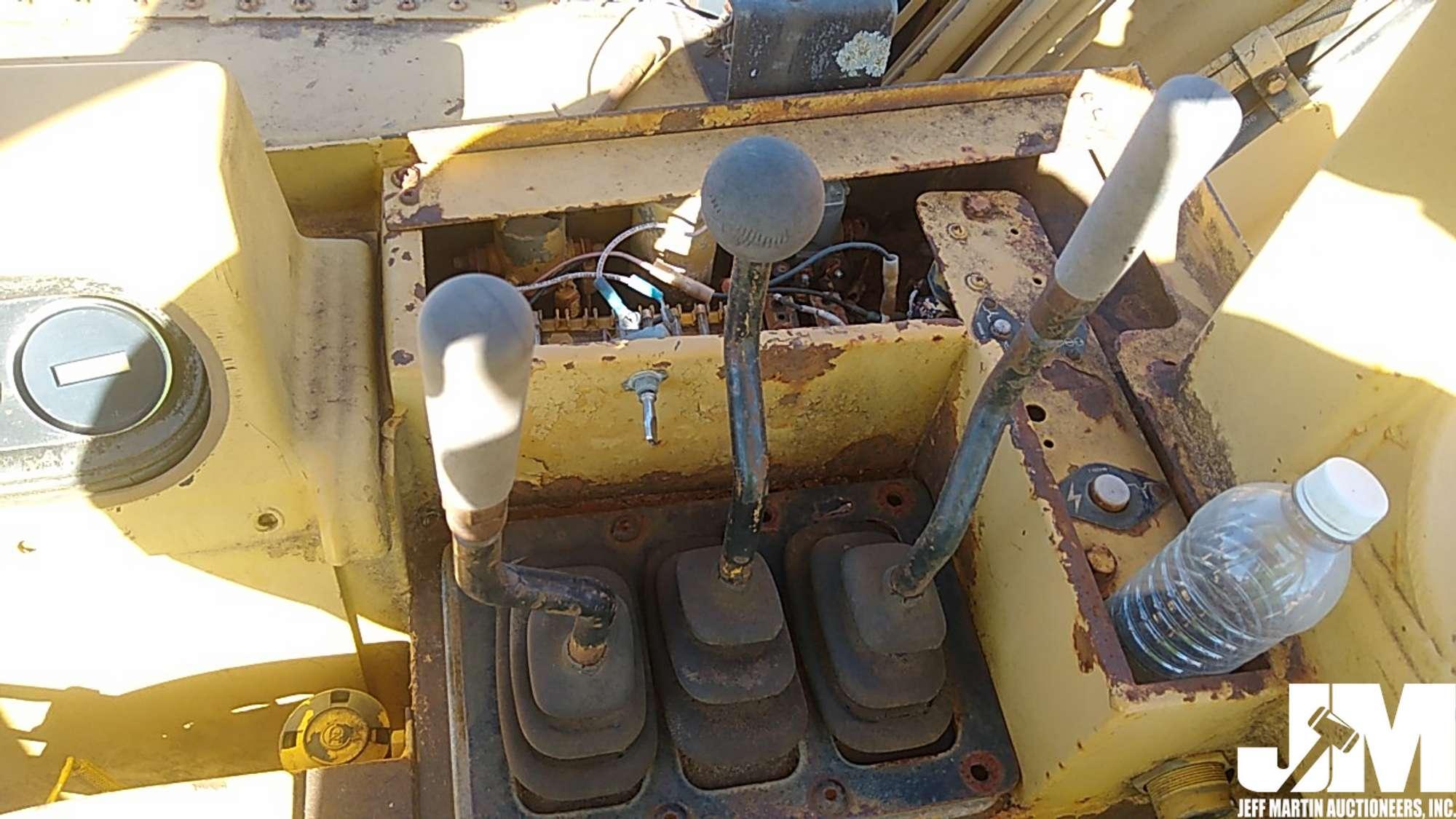 1989 CATERPILLAR 615C ELEVATING SCRAPER SN: 5TF00174