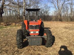 2005 KUBOTA M9000 4X4 TRACTOR SN: 66049