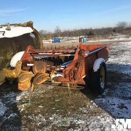 NEW HOLLAND MACHINE CO. 300 SN: 6829 MANURE SPREADER