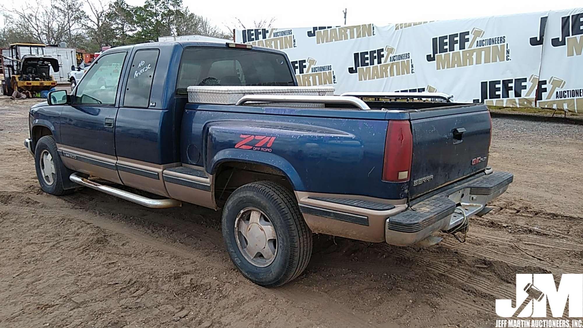 1996 GMC SIERRA 1500 EXTENDED CAB 4X4 PICKUP VIN: 2GTEK19R1T1503911