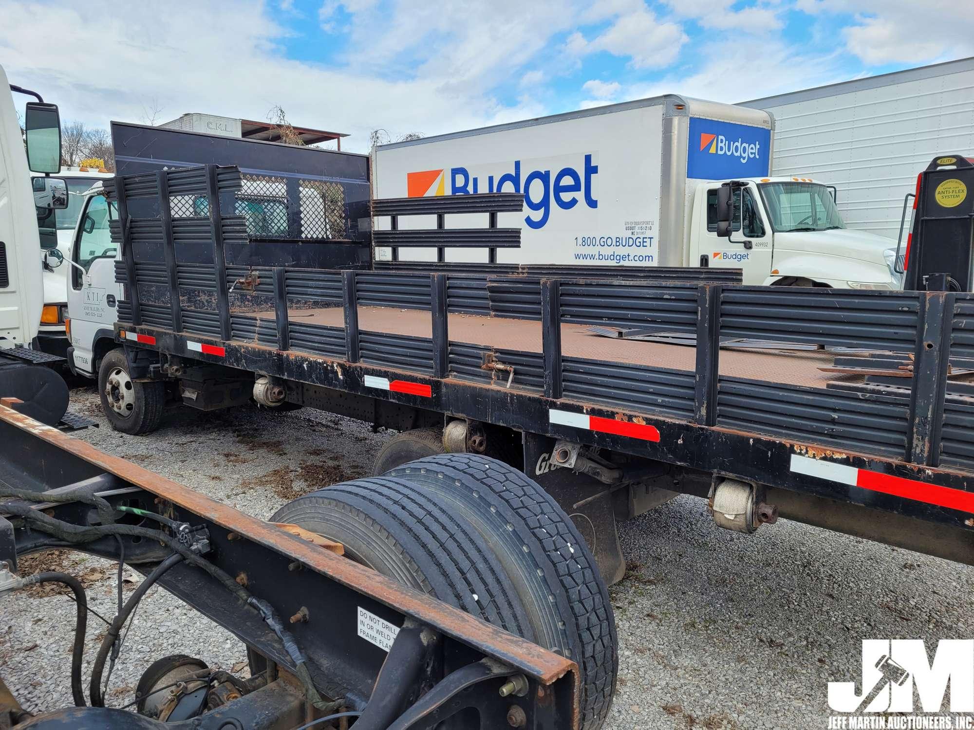 2001 ISUZU NPR/NPR-HD VIN: JALB4B14817006100 REGULAR CAB FLATBED