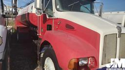 1999 KENWORTH T300 VIN: 3BKMHZ7X9XF793219 SINGLE AXLE FUEL & LUBE TRUCK