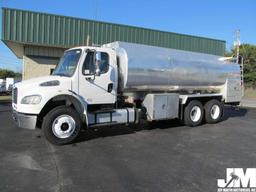 2014 FREIGHTLINER M2 VIN: 1FVHCYCY1EHFS6034 T/A FUEL & LUBE TRUCK