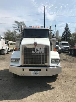 2002 KENWORTH T800 VIN: 1XKDPBEX82J894443 TRI AXLE DAY CAB TRUCK TRACTOR