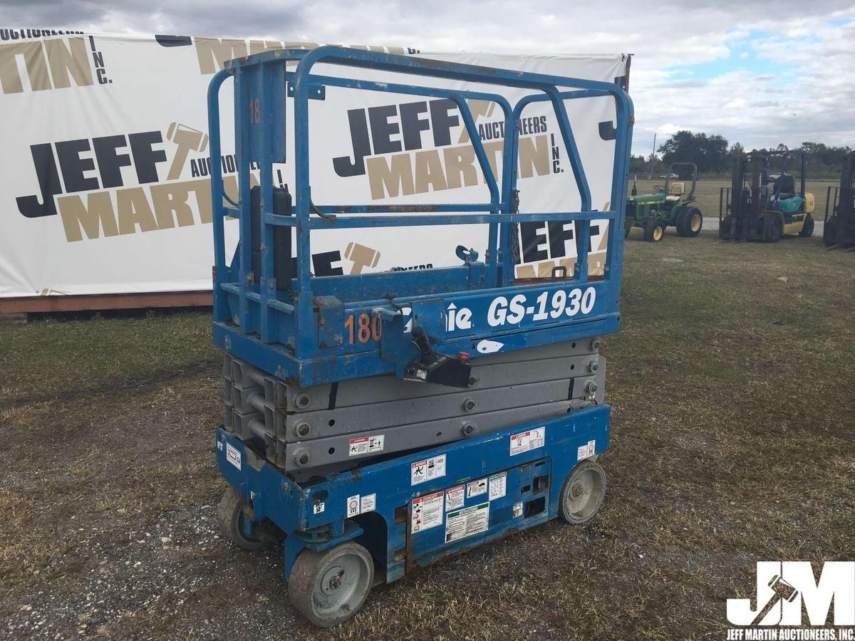 2013 GENIE GS-1930 19' SCISSOR LIFT SN: GS3013A-118253