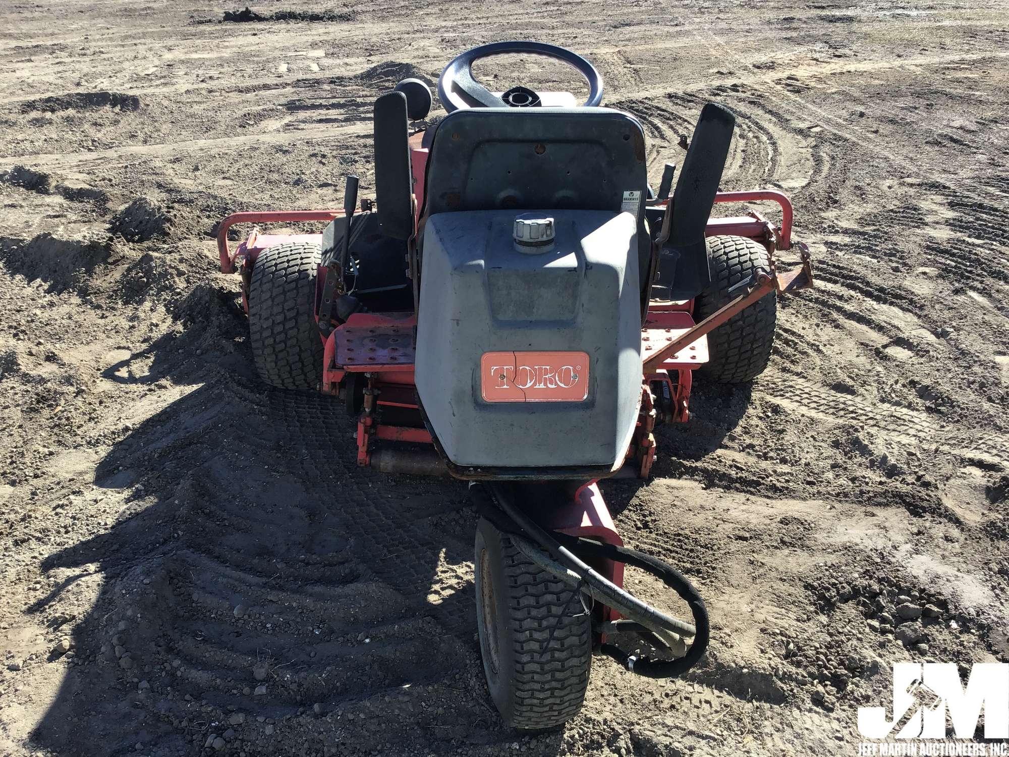 TORO REELMASTER 216 FAIRWAY MOWER