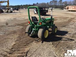 1987 JOHN DEERE 650 TRACTOR SN: CH0650S023917