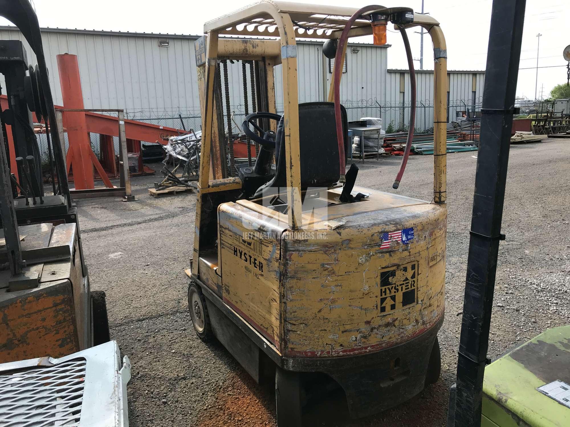 HYSTER ELECTRIC 40 SN: B108V074038 ELECTRIC FORKLIFT