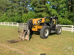 2013 CATERPILLAR TL642C TELESCOPIC FORKLIFT SN: THG00384