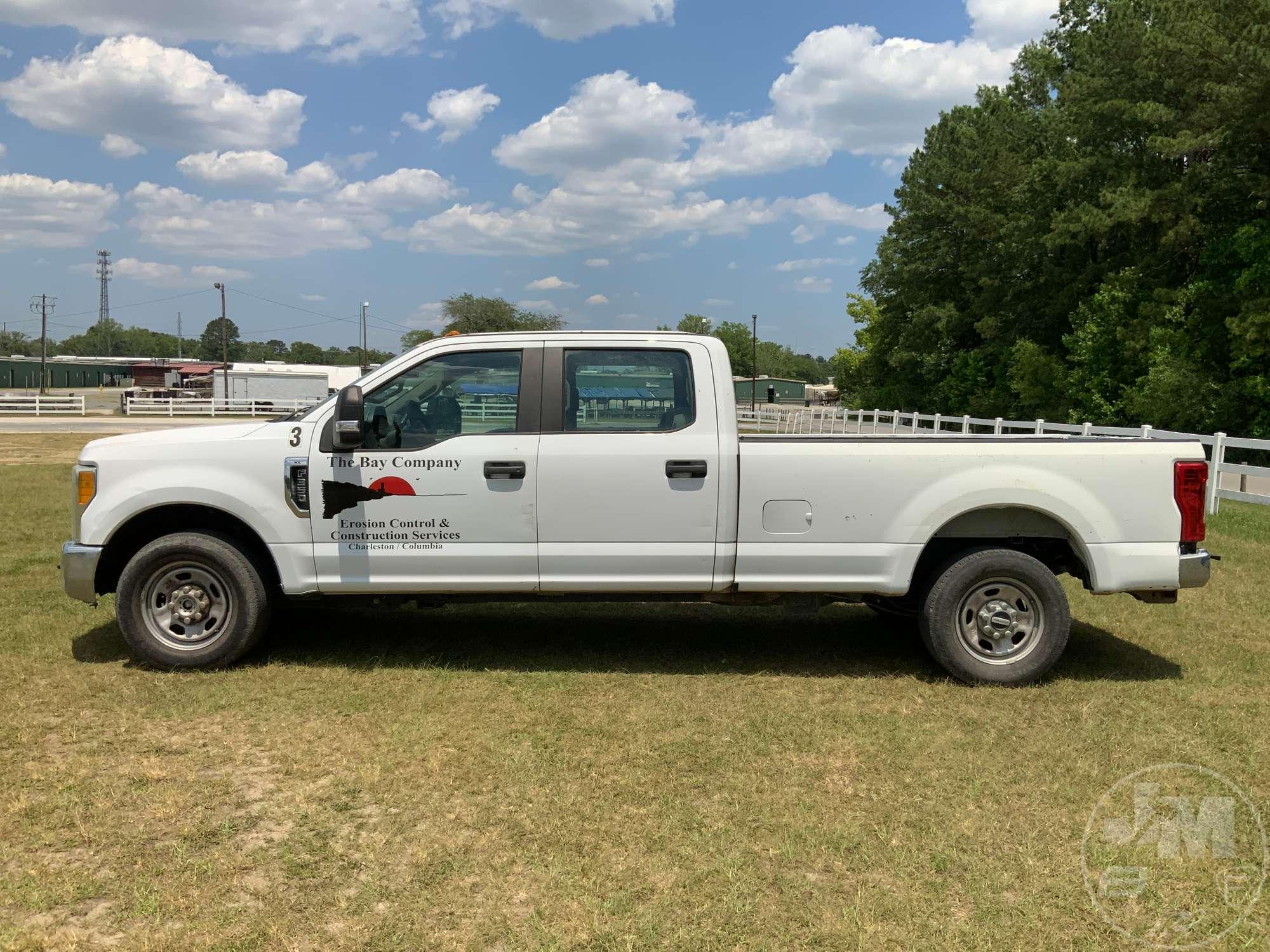 2017 FORD F-350 CREW CAB 4X4 1 TON TRUCK VIN: 1FT7W3A65HEB89017