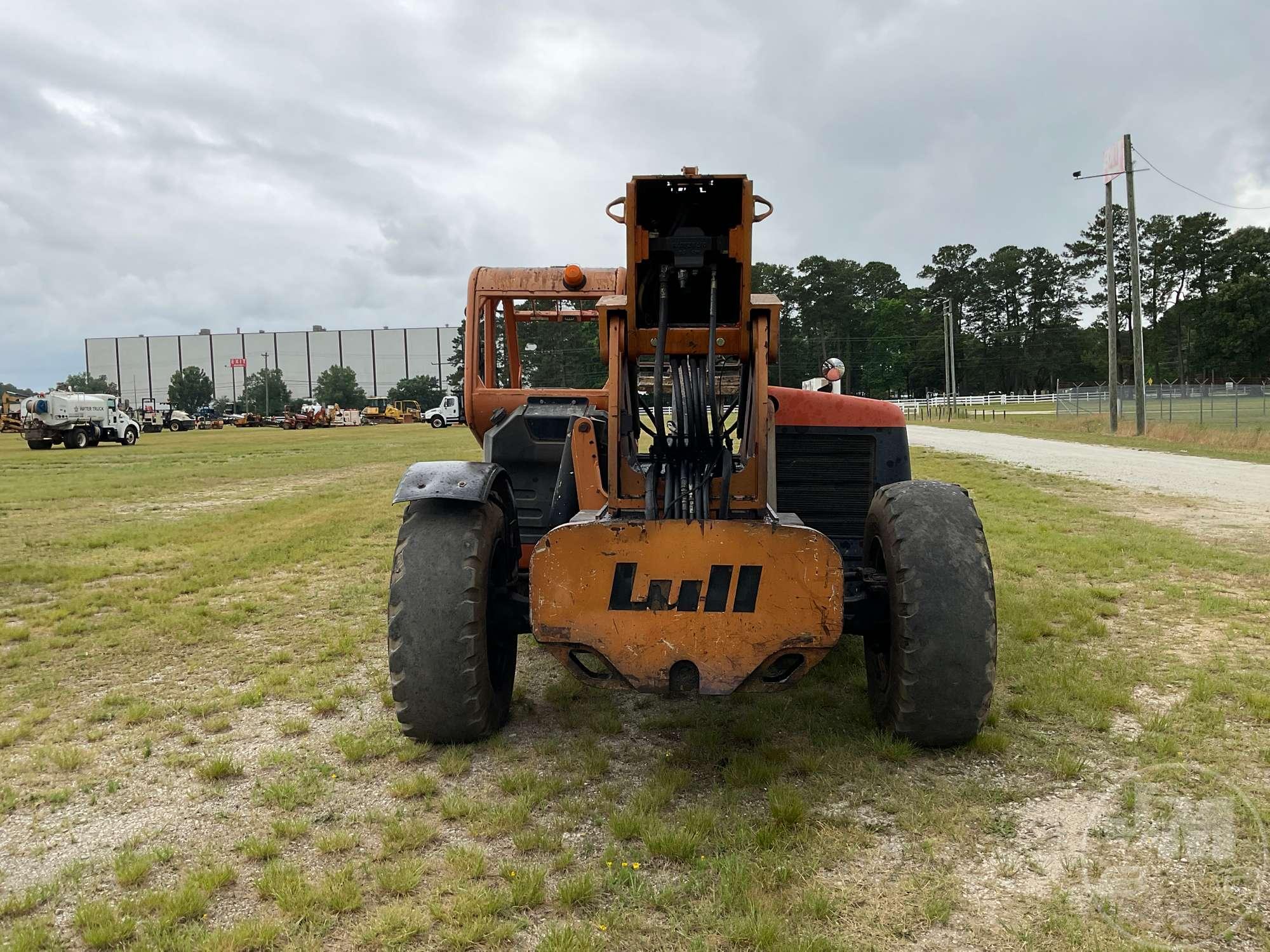 2003 LULL 944E-42 TELESCOPIC FORKLIFT SN: 19928