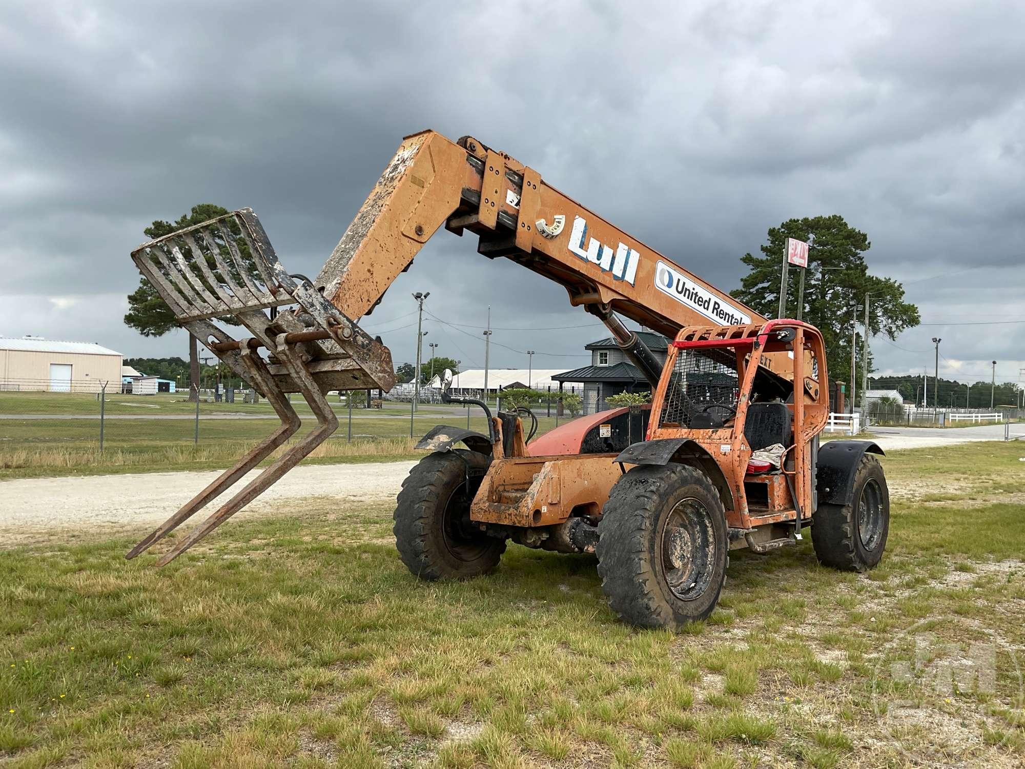 2003 LULL 944E-42 TELESCOPIC FORKLIFT SN: 19928