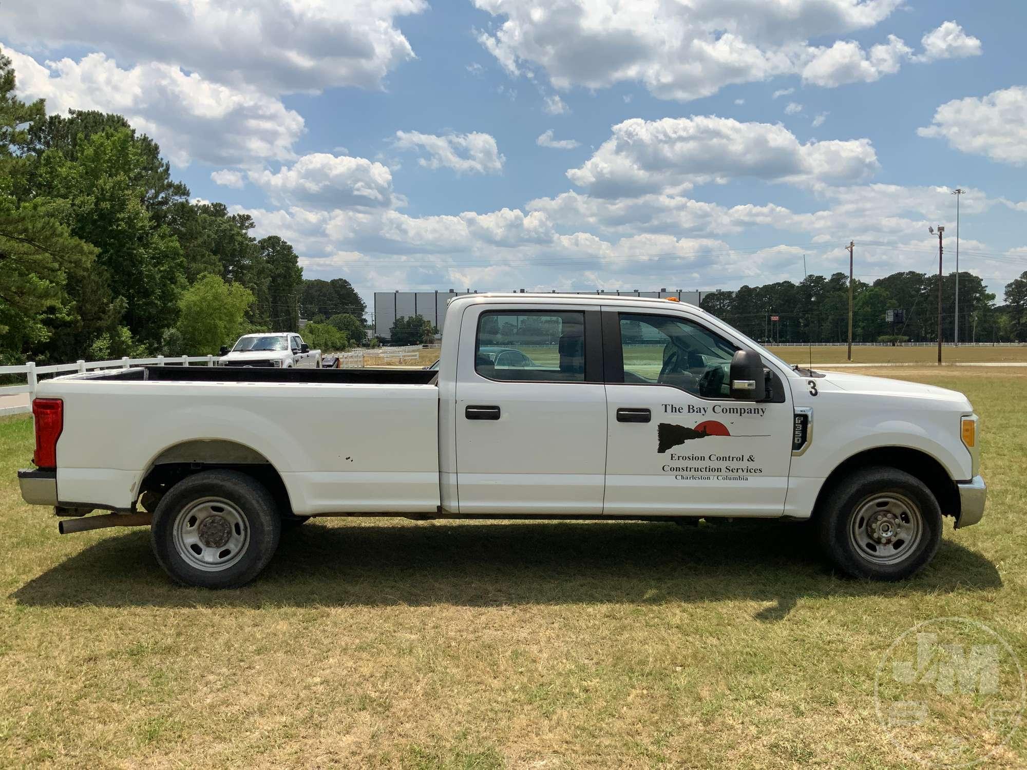 2017 FORD F-350 CREW CAB 4X4 1 TON TRUCK VIN: 1FT7W3A65HEB89017