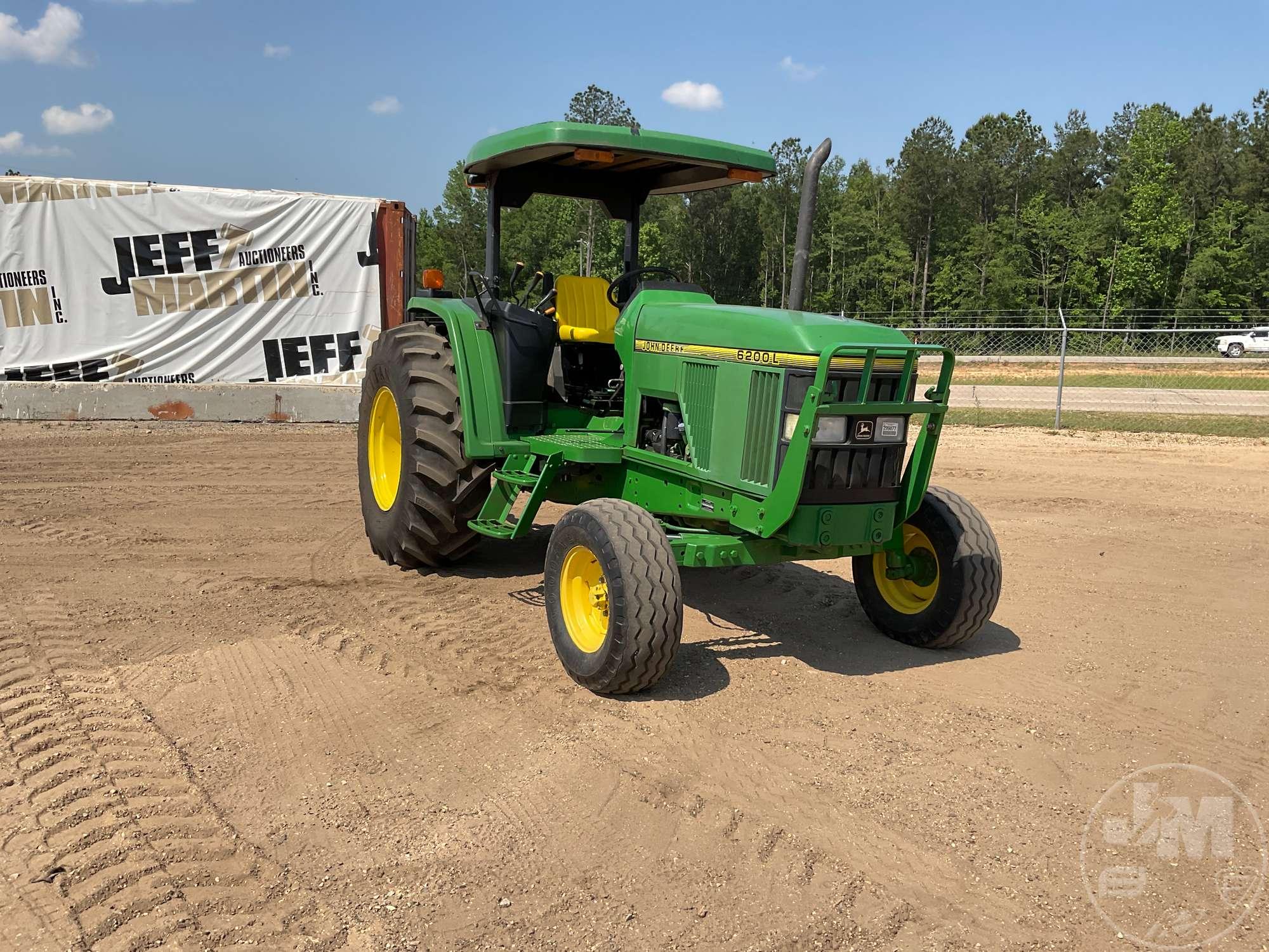 JOHN DEERE 6200L TRACTOR SN: L06200P140805