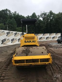 2018 SAKAI SV204D SN: 1SV65-30143 SINGLE DRUM VIBRATORY ROLLER