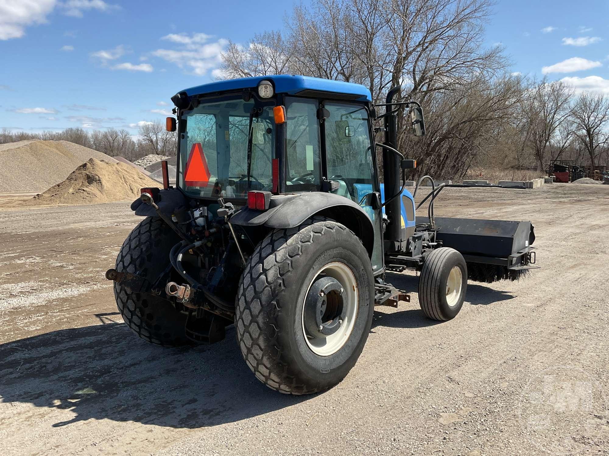 2010 NEW HOLLAND T4030 TRACTOR SN: ZAJA07495