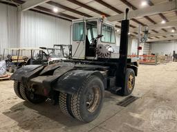 2000 OTTAWA TRUCK 30 SINGLE AXLE TOTER TRUCK VIN: 82926